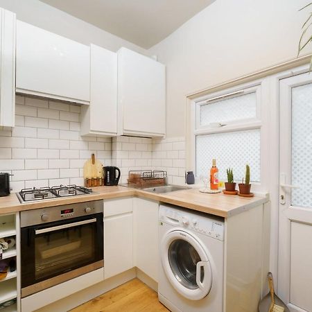 Gorgeous Apartment Wood Green Palmers Green Extérieur photo