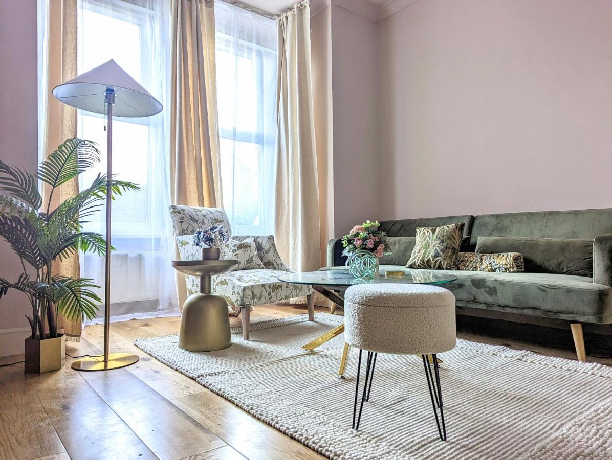 Gorgeous Apartment Wood Green Palmers Green Extérieur photo