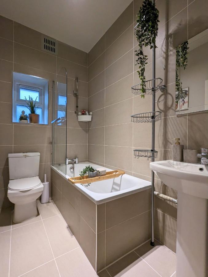 Gorgeous Apartment Wood Green Palmers Green Extérieur photo